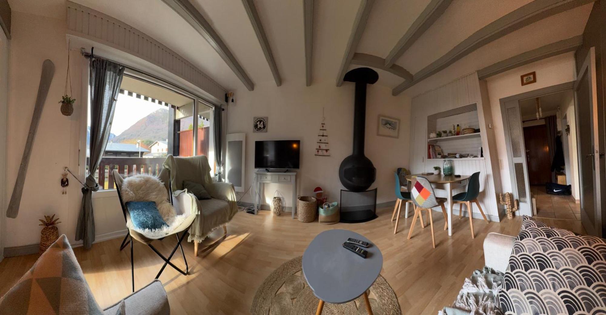 T2 Centre Village - Proximite Telecabine - Vue Montagne Plein Sud - Terrasse Couverte - Balcon - Chambre 1 Lit Double En 160 - Salon 1 Canape Convertible En 140 - Cuisine Separee Saint-Lary-Soulan Eksteriør bilde